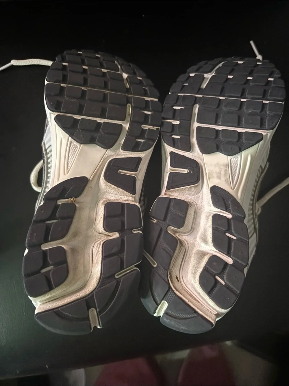 Nike Womans Vomero 5 White with Silver Accents Sneakers